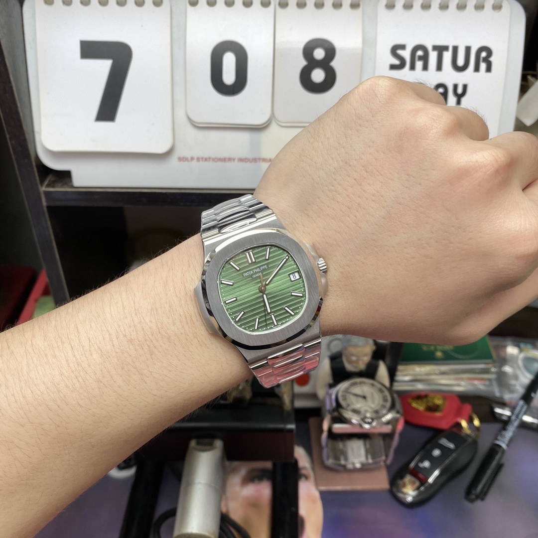 Patek Philippe Nautilus series 57111A-014, Olive Green Dial with Steel Bracelet, 40mm Size.