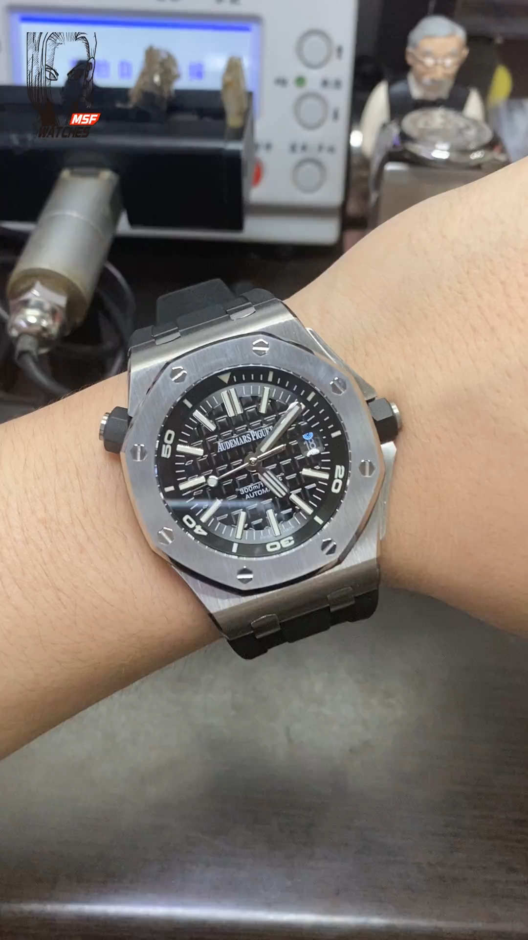 Audemars Piguet Royal Oak Offshore Series 15710ST.OO.A002CA.01, Black Transparent Caseback, 42mm Size.