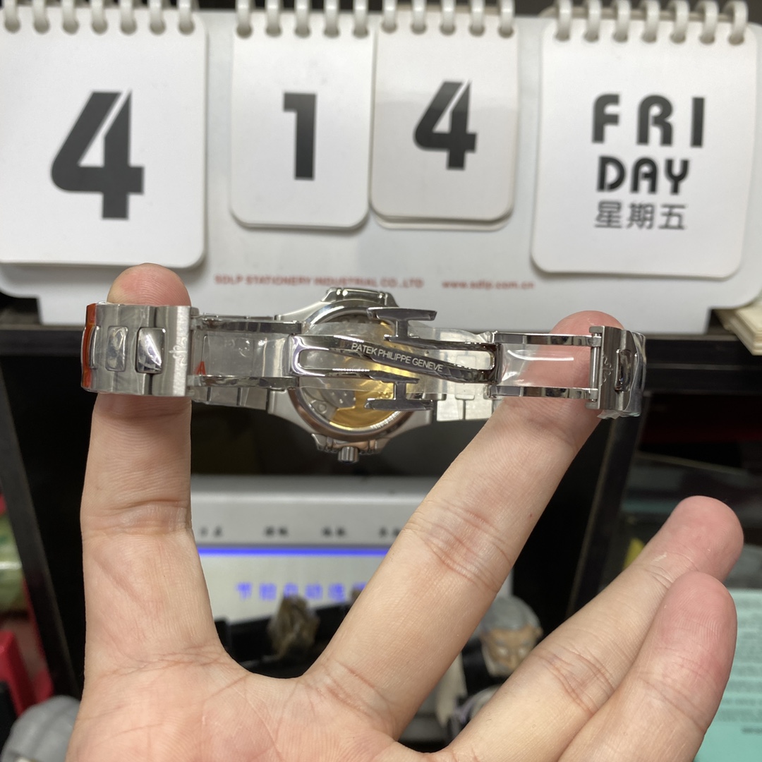 Patek Philippe Nautilus series 71181A-011, Coffee Dial and Steel Bracelet, 35.2mm size WOMEN.