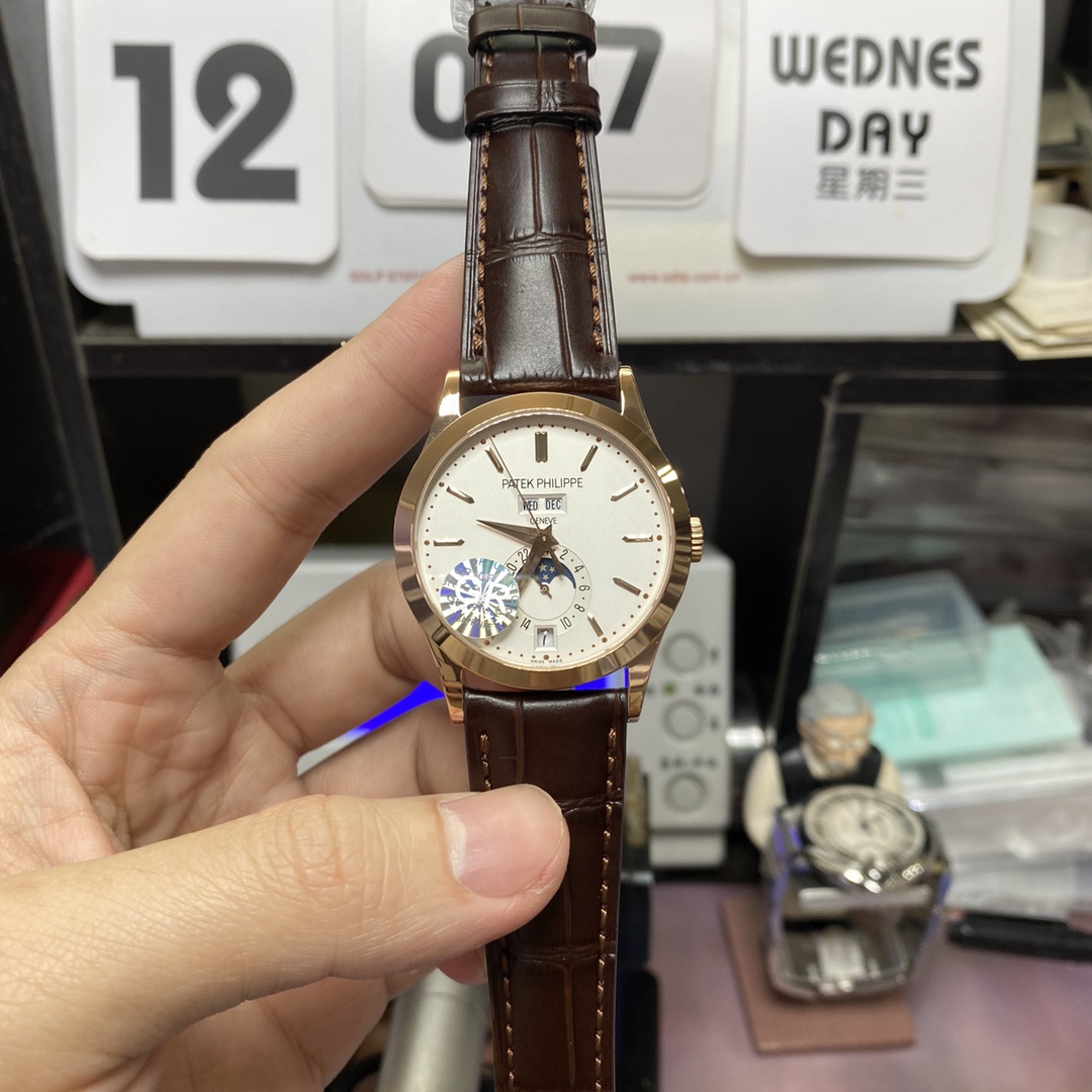 Patek Philippe Complicated Chronograph Series 5396R-011, Rose Gold Case White Dial, 38.5mm Size.