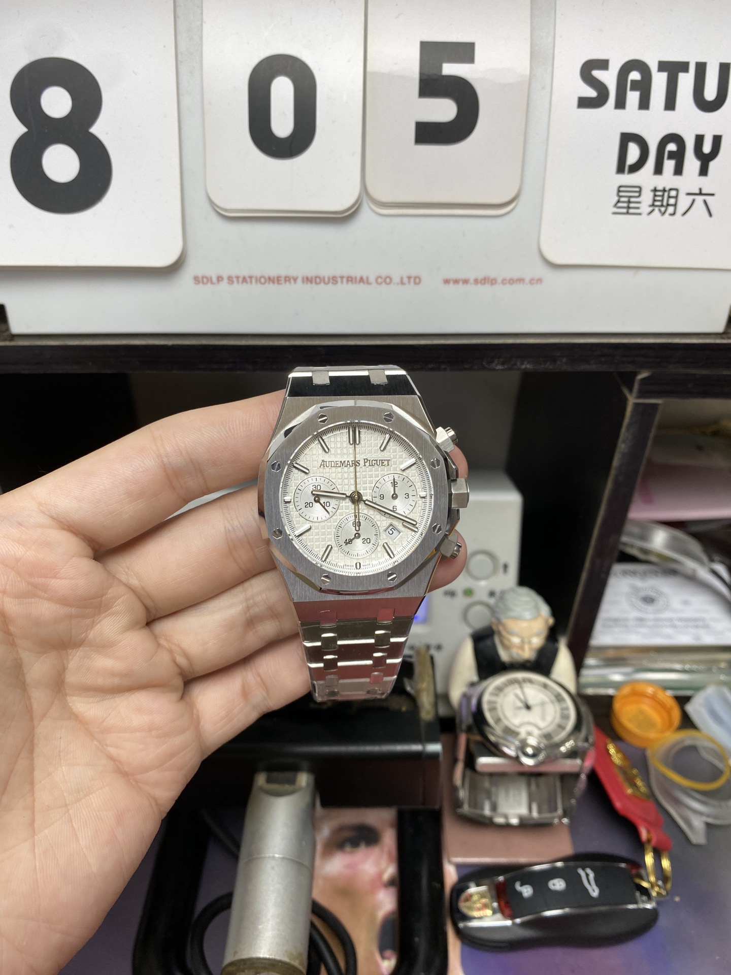 Audemars Piguet Royal Oak Series 26331, Stainless Steel Case, White Dial, Steel Bracelet, 41mm Size.