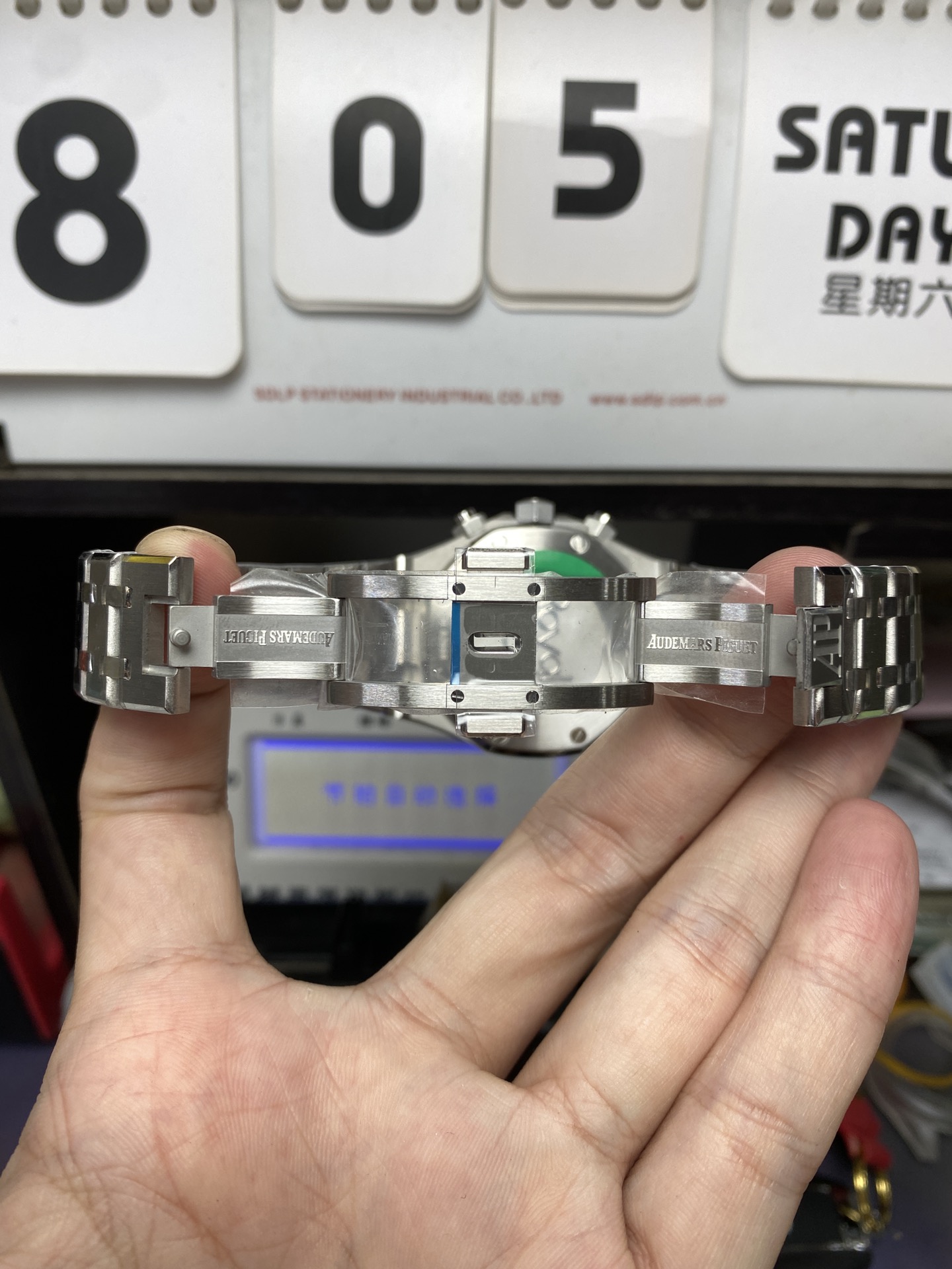 Audemars Piguet Royal Oak Series 26331, Stainless Steel Case, White Dial, Steel Bracelet, 41mm Size.