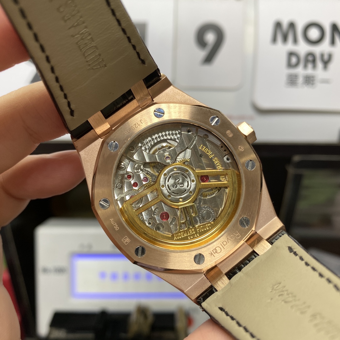 Audemars Piguet Royal Oak Offshore Series 15500OR.OO.D002CR.01, Rose Gold Case Black Dial Leather Strap, 41mm Size.