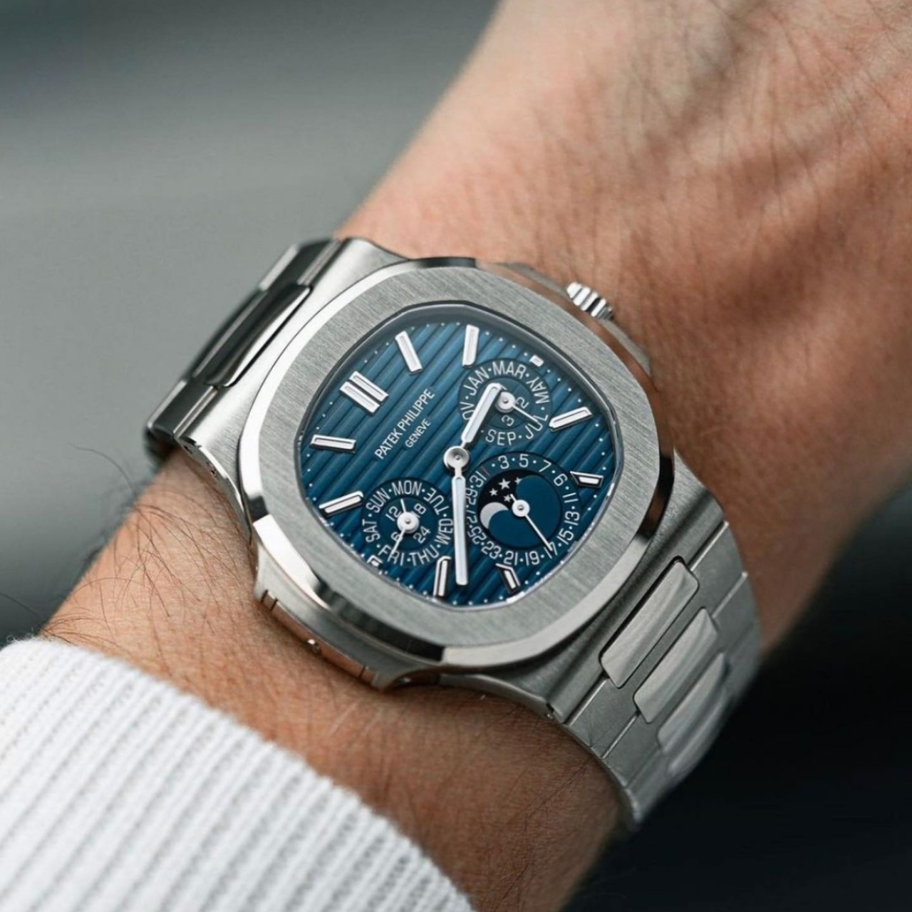Patek Philippe Nautilus 5740/1G-001- super complex multi-functional