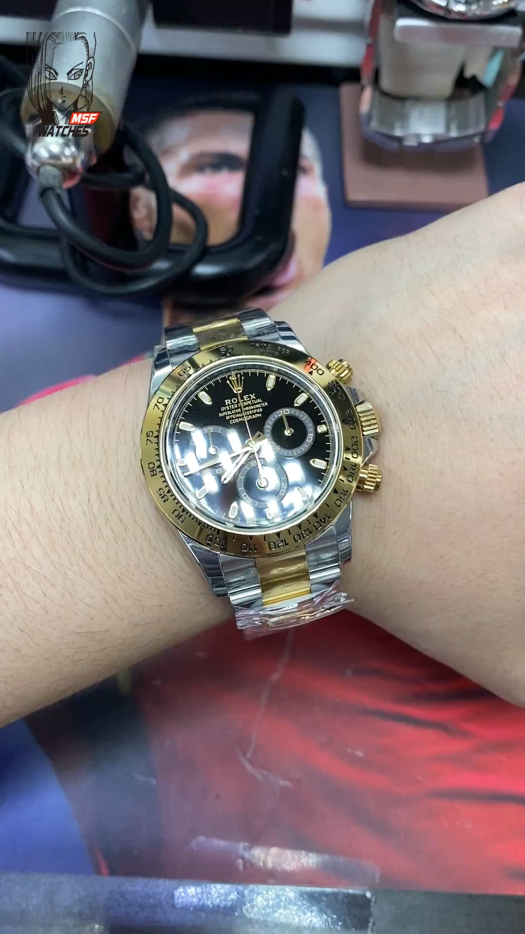 Rolex Cosmograph Daytona Series m116503-0004, two-tone gold case black dial, 40mm size.