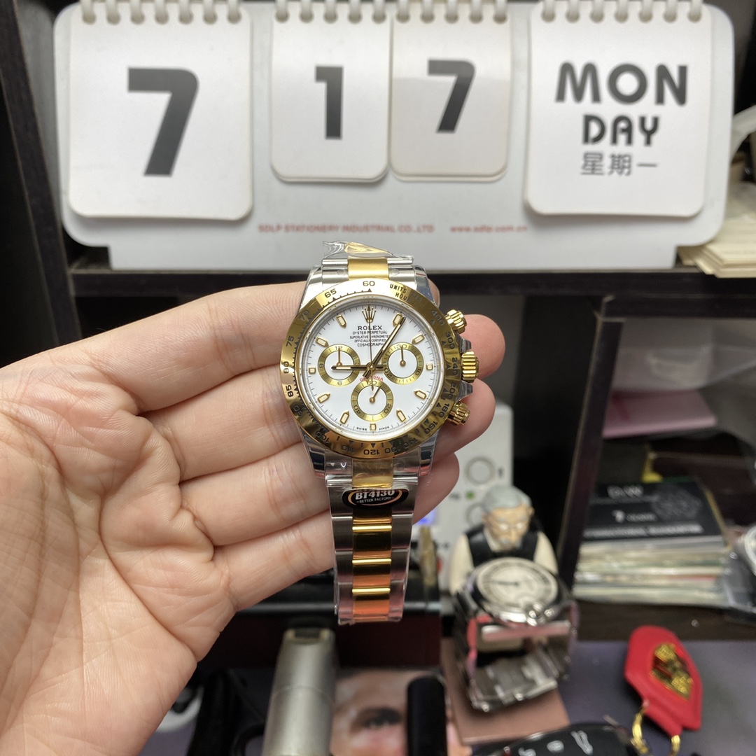 Rolex Cosmograph Daytona Series m116503-0001, two-tone gold case white dial and steel bracelet, 40mm size.