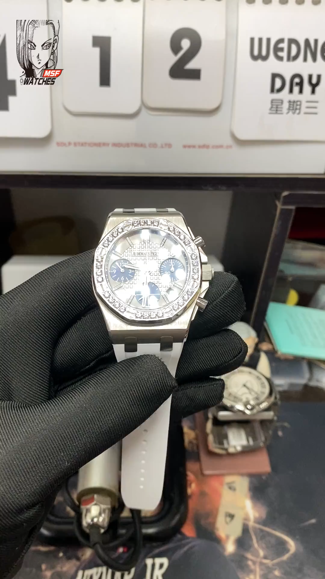 Audemars Piguet Royal Oak Offshore Series 26231ST.ZZ.D010CA.01, Silver Panda Dial, 37mm size.