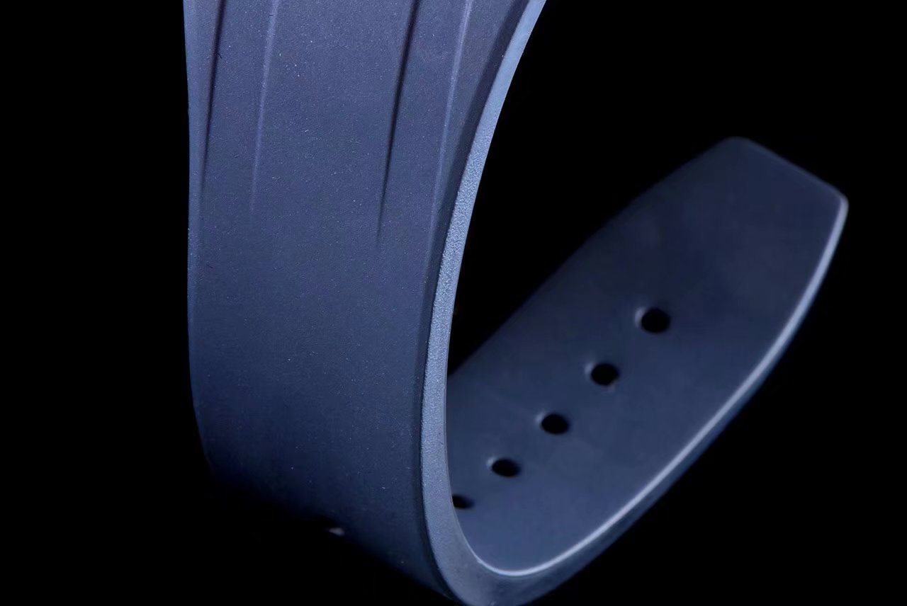 Audemars Piguet Royal Oak Series 26331OR.OO.D315CR.01, Blue Panda Dial, 41mm size.