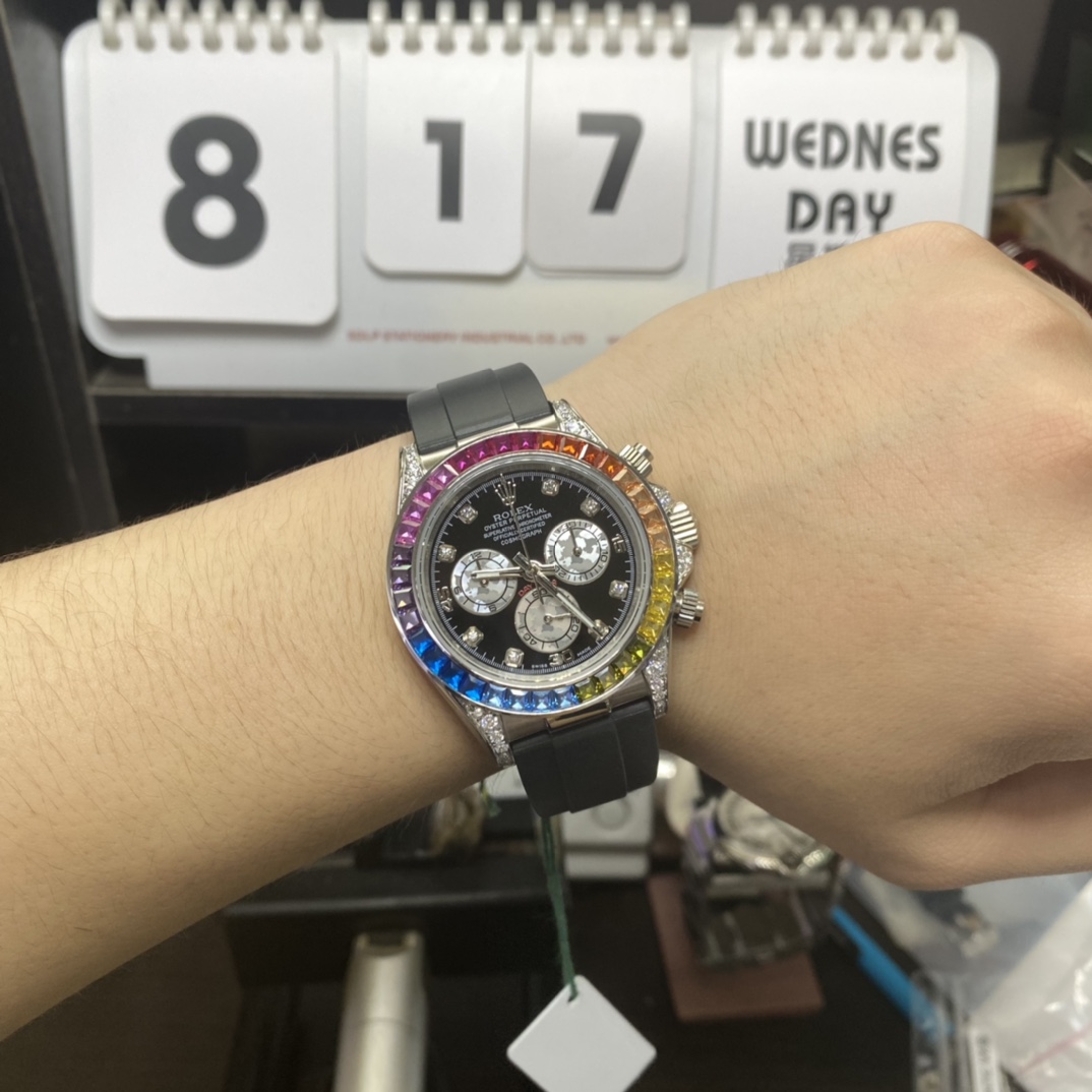 Rolex Cosmograph Daytona Series RAINBOW DAYTONA SLIVER CASE DIAMOND SCALE, 40mm size.