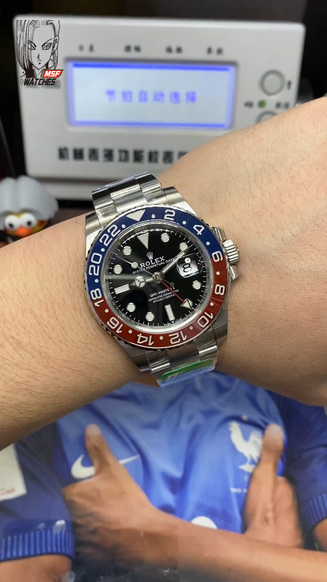 Rolex GMT-Master II series m126710blro-0002, Pepsi bezel features a five-link Jubilee bracelet a red and blue ceramic bezel a black dial and a red GMT hand, 40mm size.
