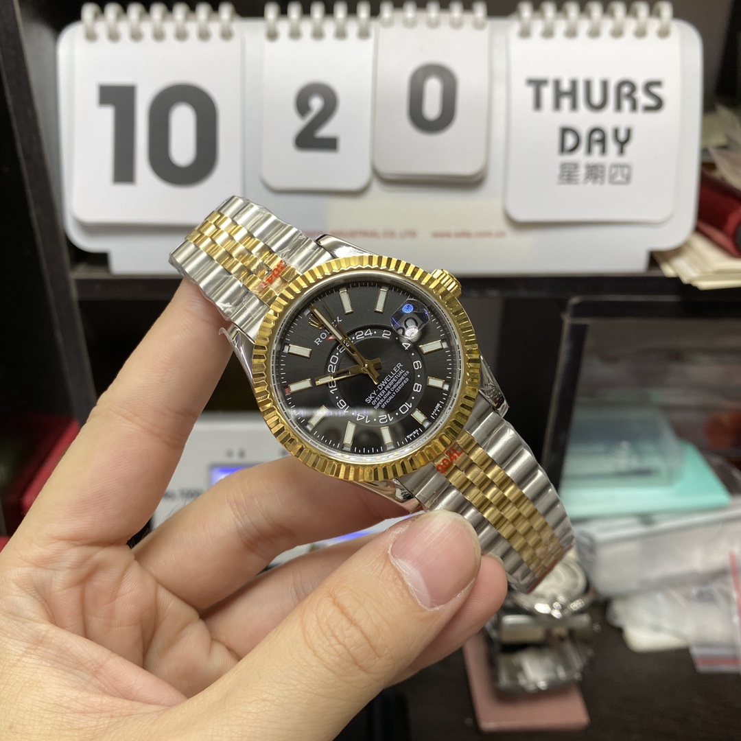Rolex Sky-Dweller series m326933-0005, Yellow Gold Case Black Dial, synchronized Dual Time Zone Function, 42mm Size.