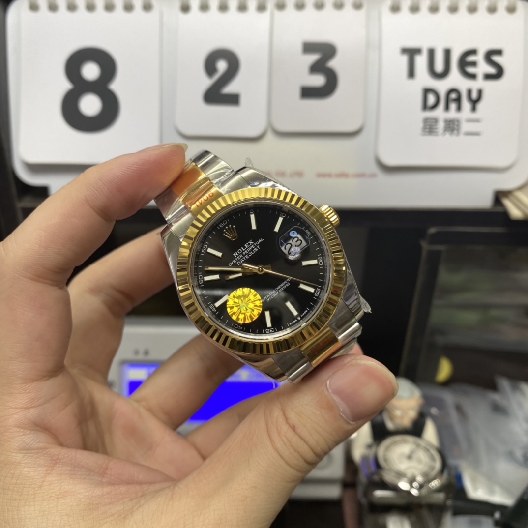 Rolex Datejust series m126333-0013, Two-Tone Gold Case Black Dial with Stick Hour Markers, 41mm size, Oyster stainless steel bracelet.