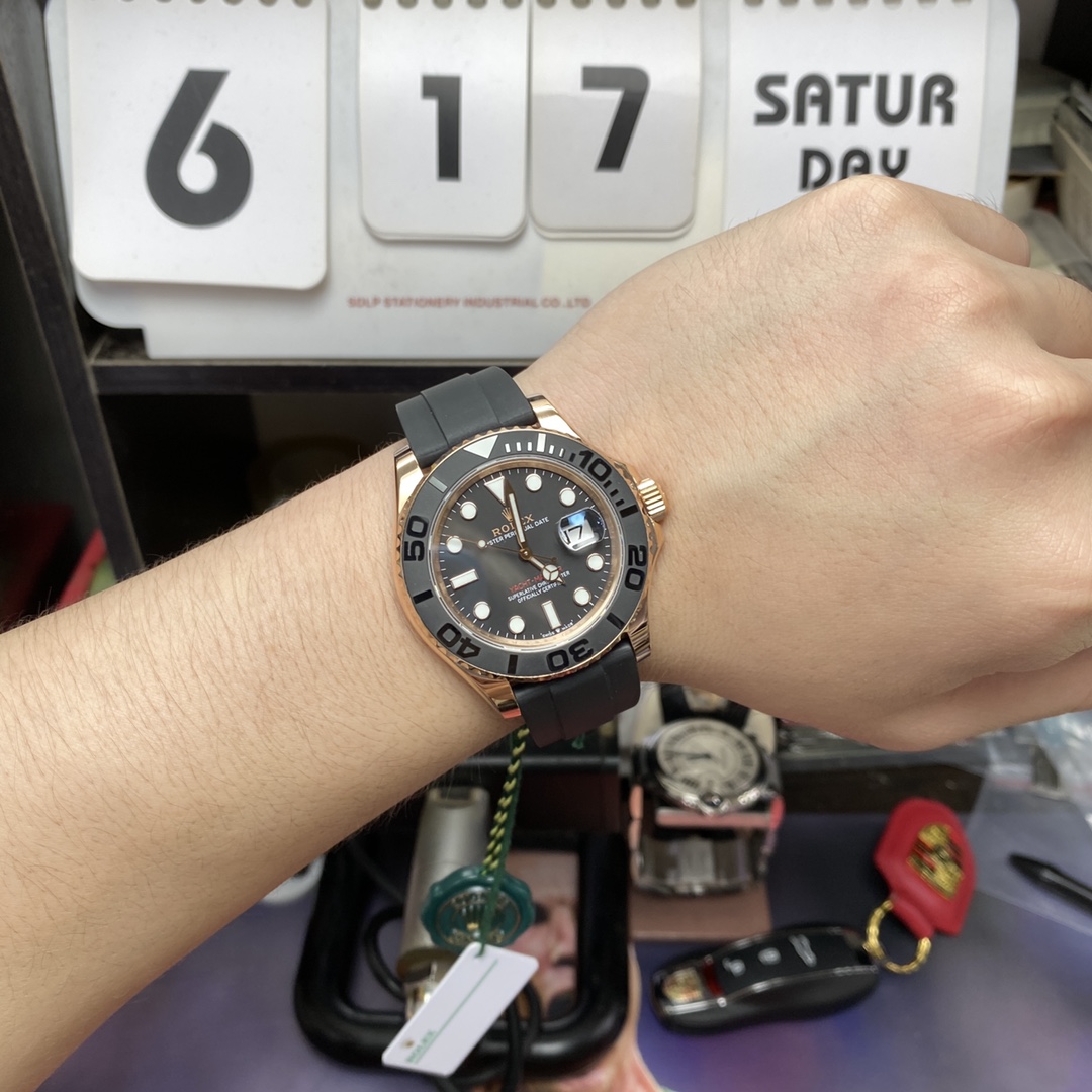 Rolex Yacht-Master Series m126655-0002, Rose Gold Yacht, 40mm size.