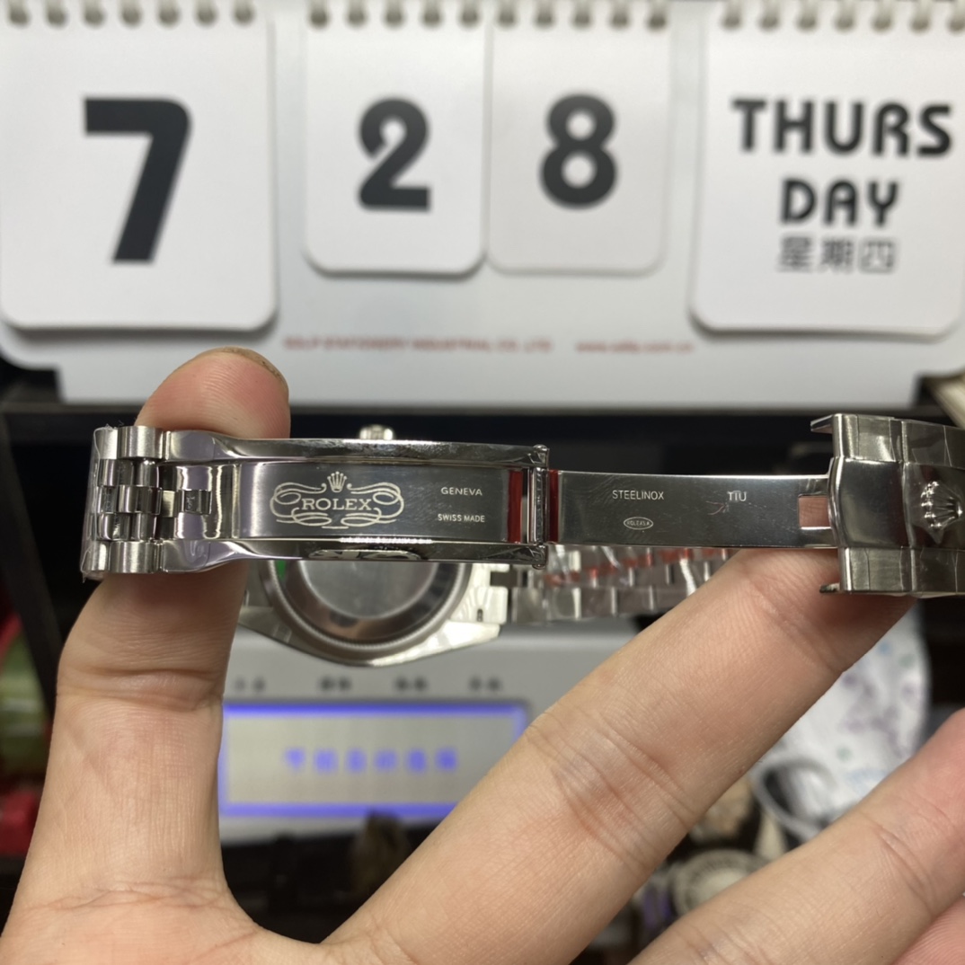 Rolex Datejust series grey DIAL outer ring dog tooth ring size 36mm Size