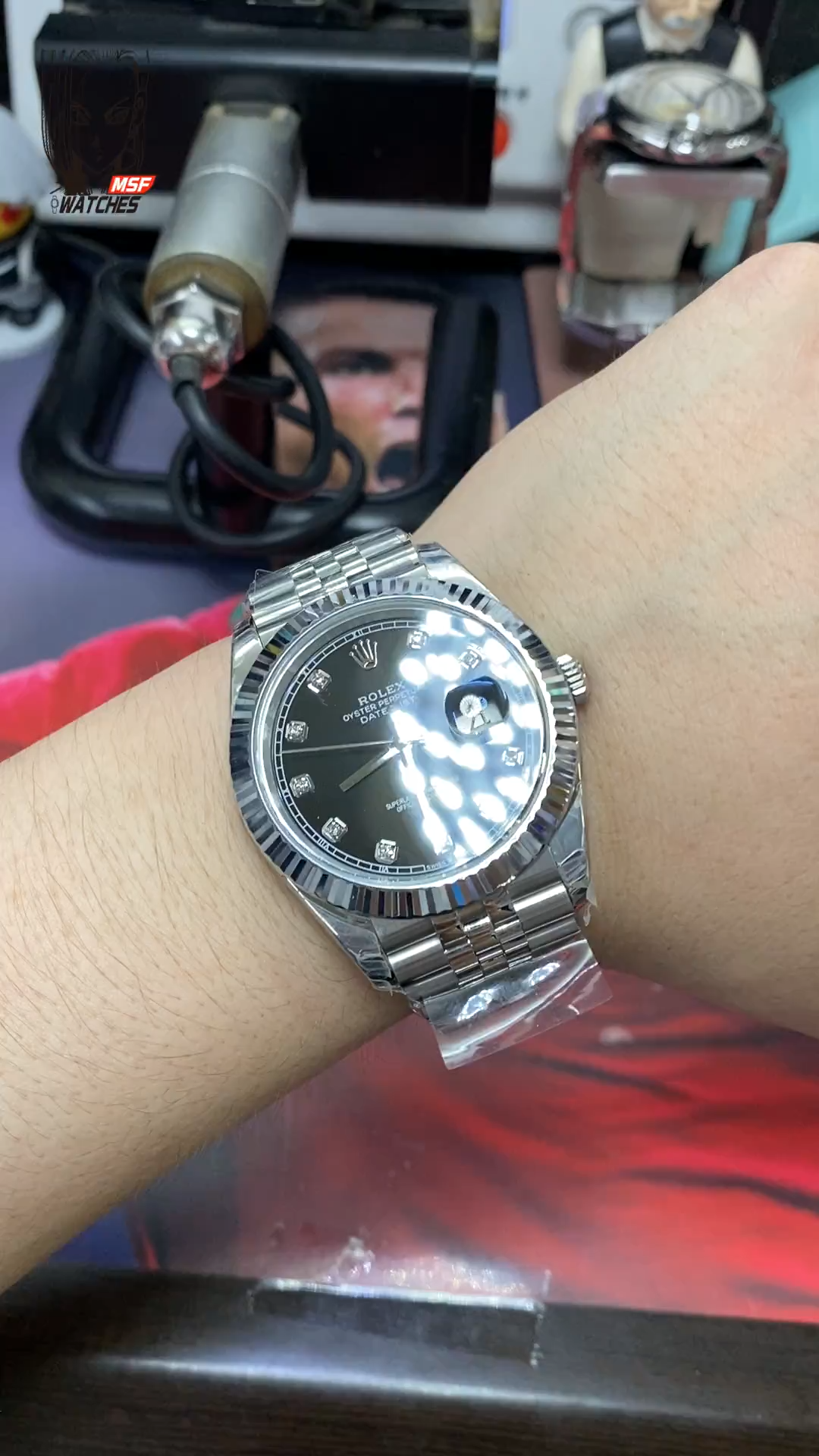 Rolex Datejust series m126334-0012, Black Dial Diamond Markers, 41mm size.