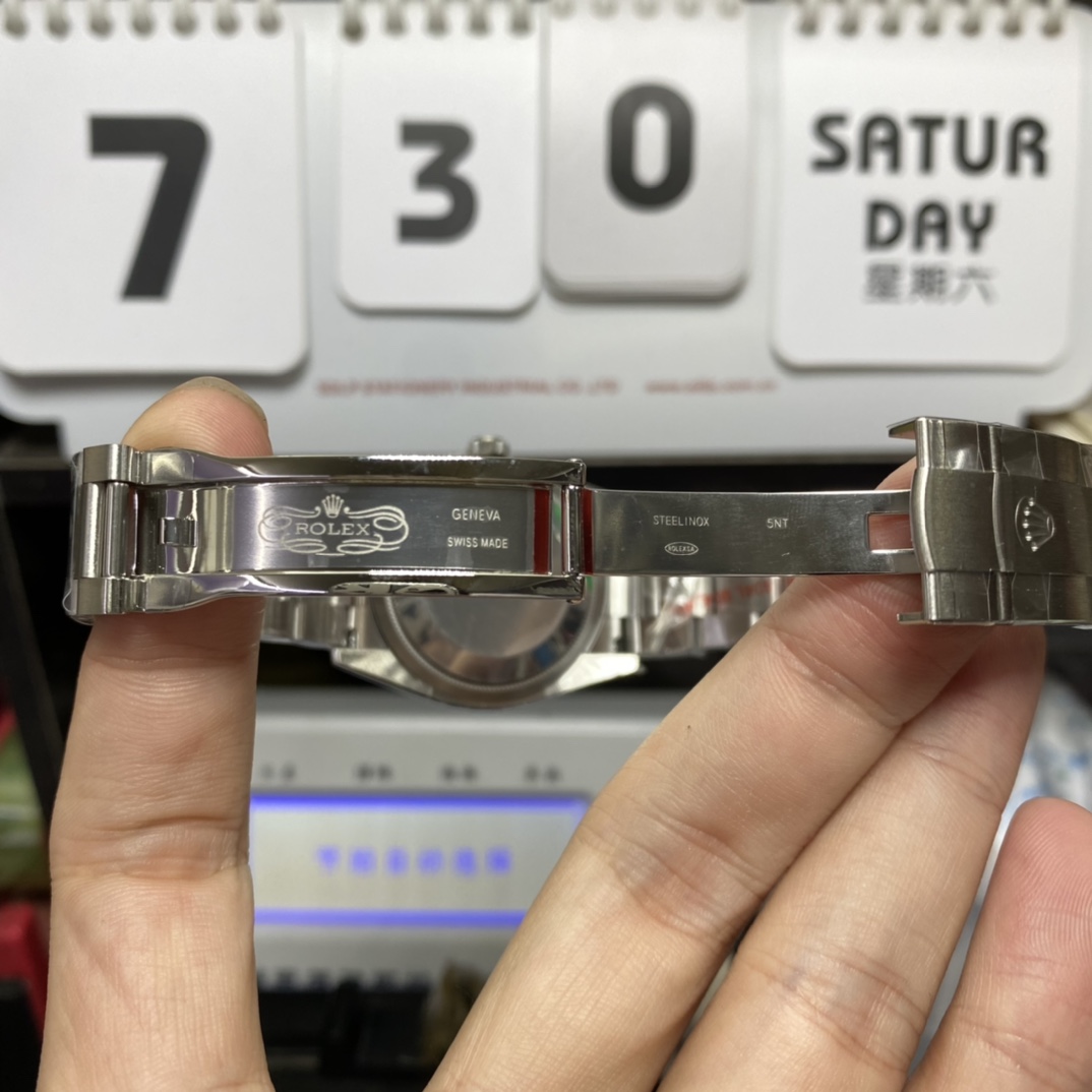 Rolex Oyster Perpetual Series m126000-0006, Tiffany Blue Dial, 36mm size.