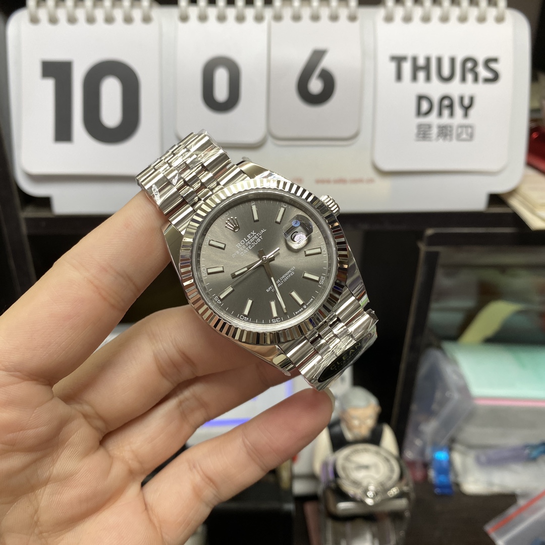 Rolex Datejust Series m126334-0014, Dark Grey Dial Fluted Bezel, 41mm Size.Jubilee strap