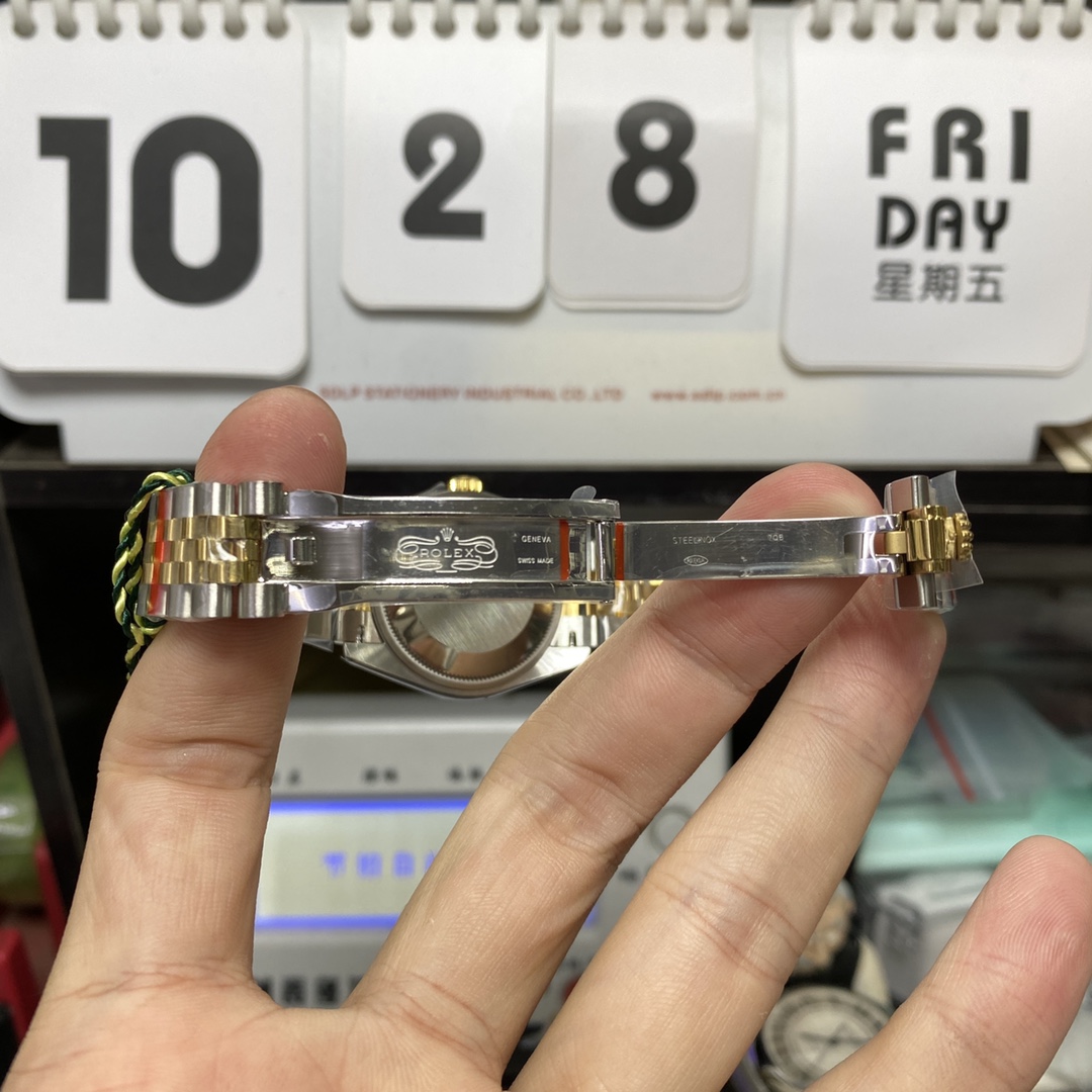 Rolex Datejust Series m278273-0018, Two-Tone Gold Case Grey Dial with Roman Numerals, 31mm size, Jubilee stainless steel bracelet.