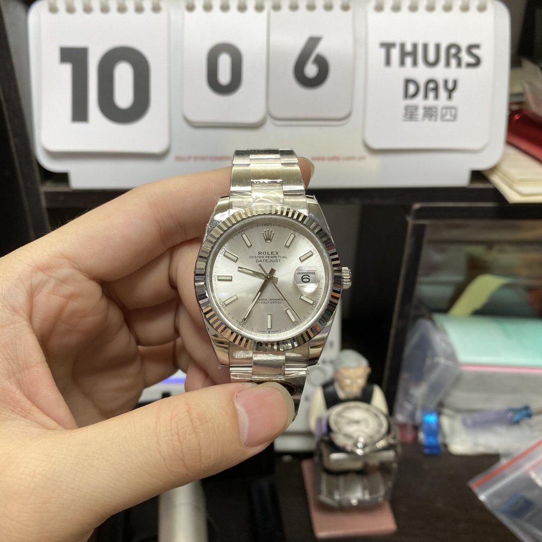 Rolex Datejust Series m126334-0003, White Case Silver Baton Hour Markers Fluted Bezel, 41mm Size.