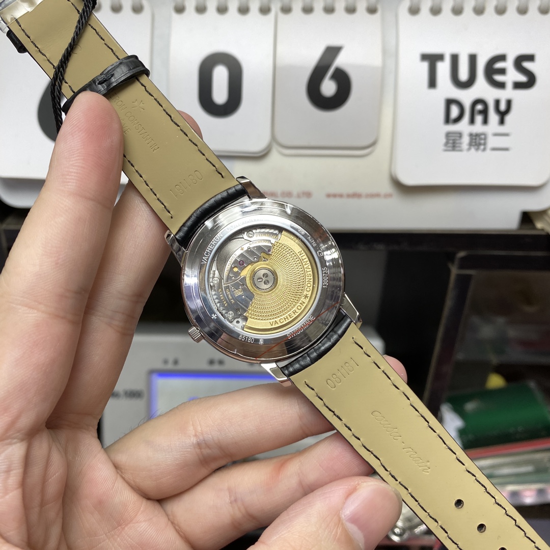 Vacheron Constantin Heritage Collection series 85180000G-9230, White Dial Silver Case High-Quality Same Model as Qi Qiang, 40mm size.