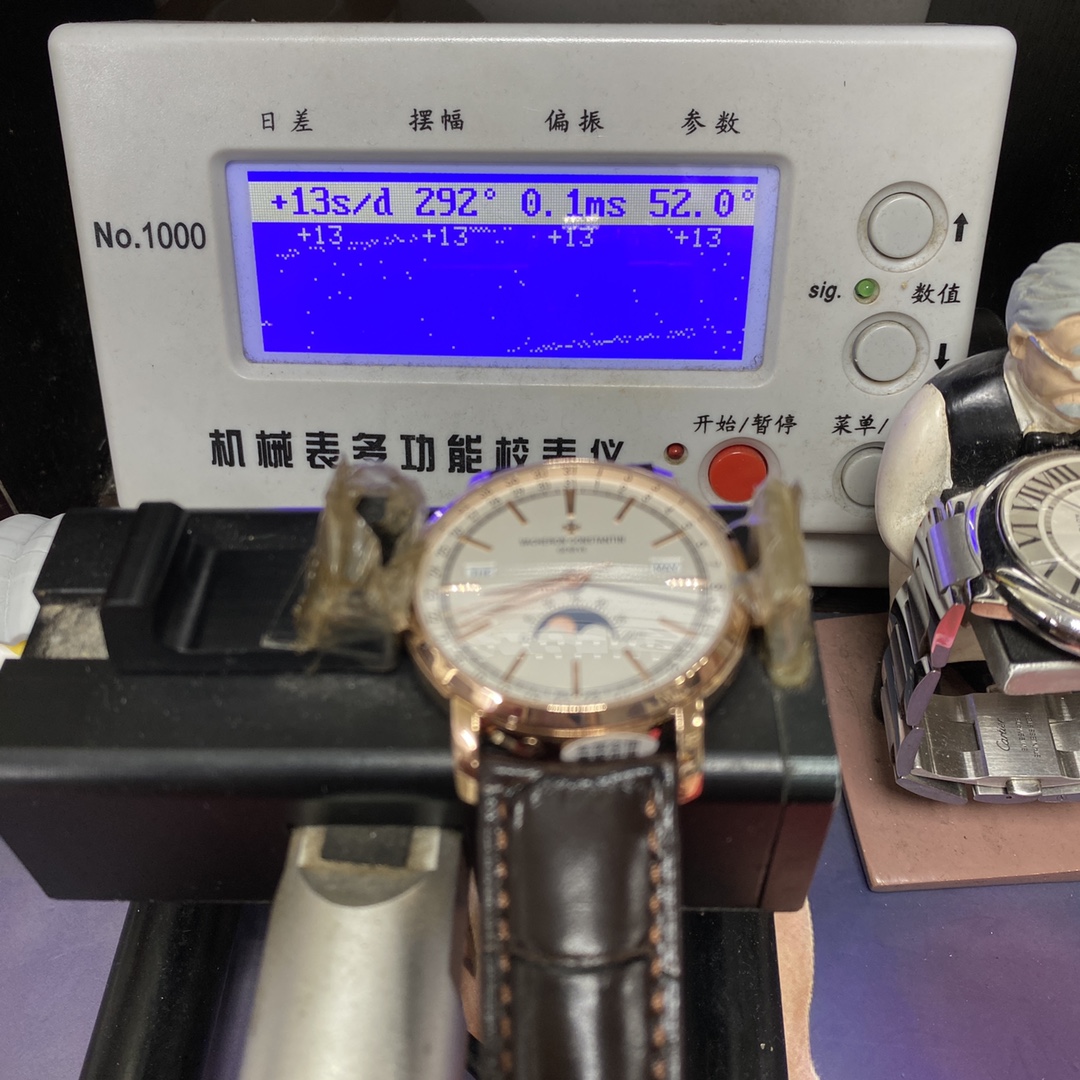 Vacheron Constantin Tradition Collection series 4010T000R-B344, Rose Gold Case White Dial, 41mm Size.