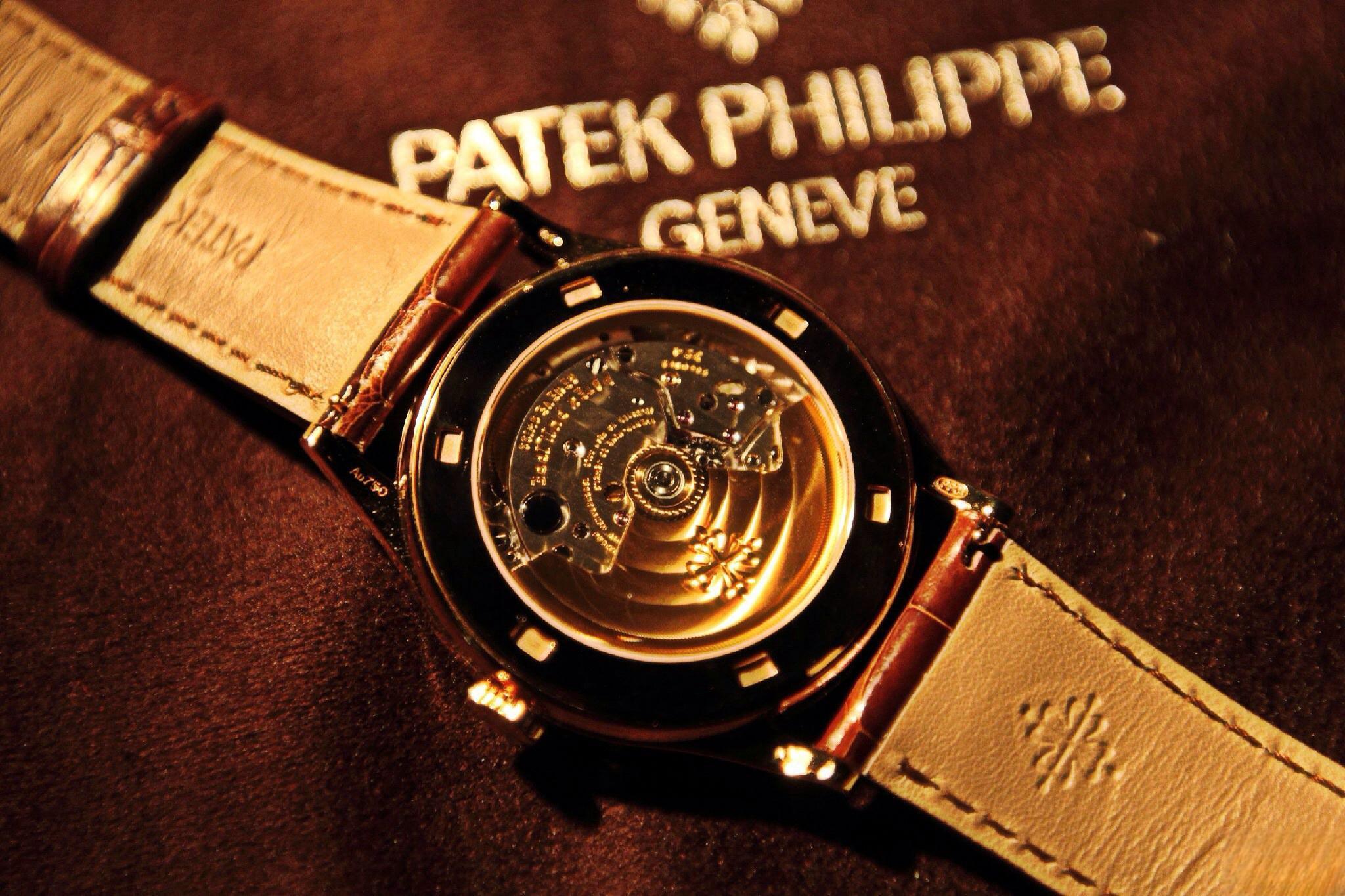 Patek Philippe Classical Watch series 5296R-001, Silver Gray, 38mm size.