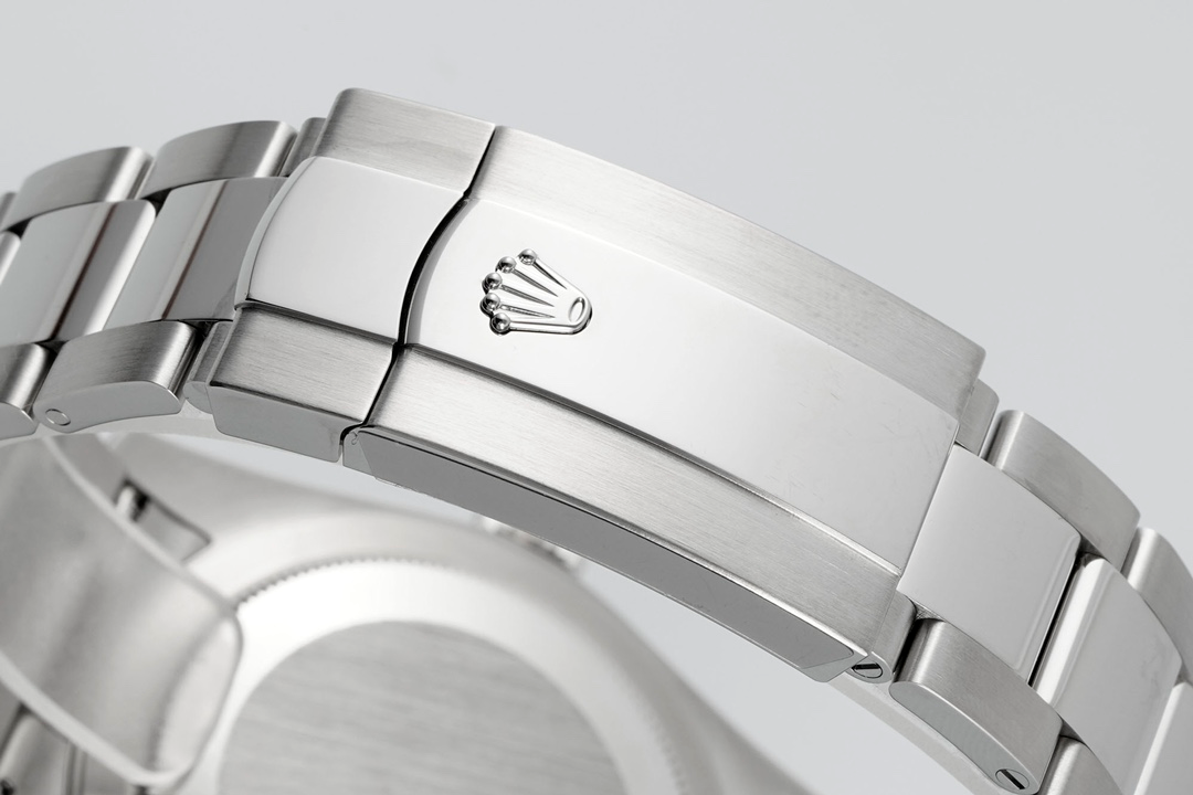 Rolex SKY-DWELLER Series Watch Model M336934-0001 GREEN DAIL 2023 42mm