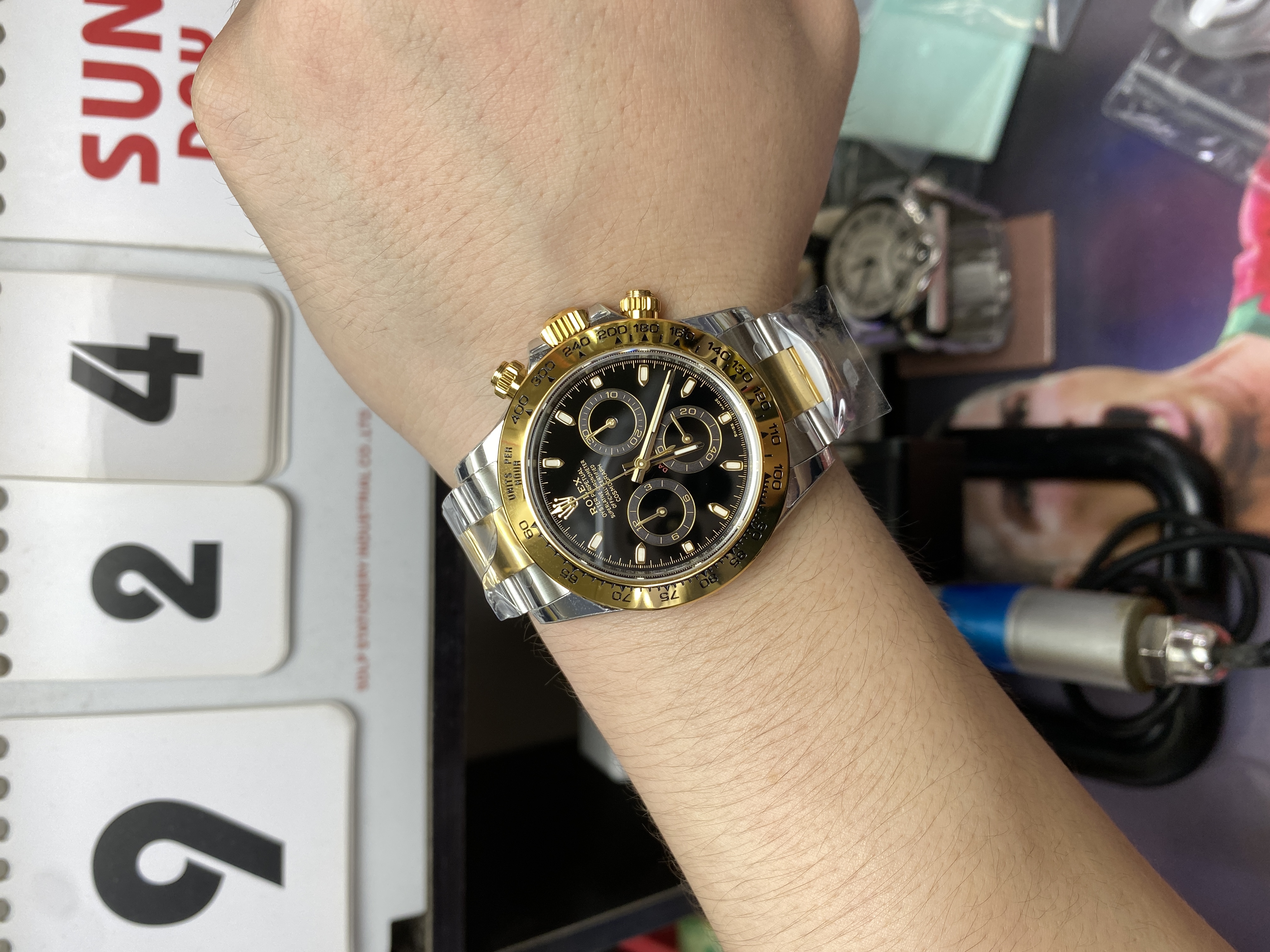 Rolex Cosmograph Daytona Series Watch Model m126503-0003 40mm