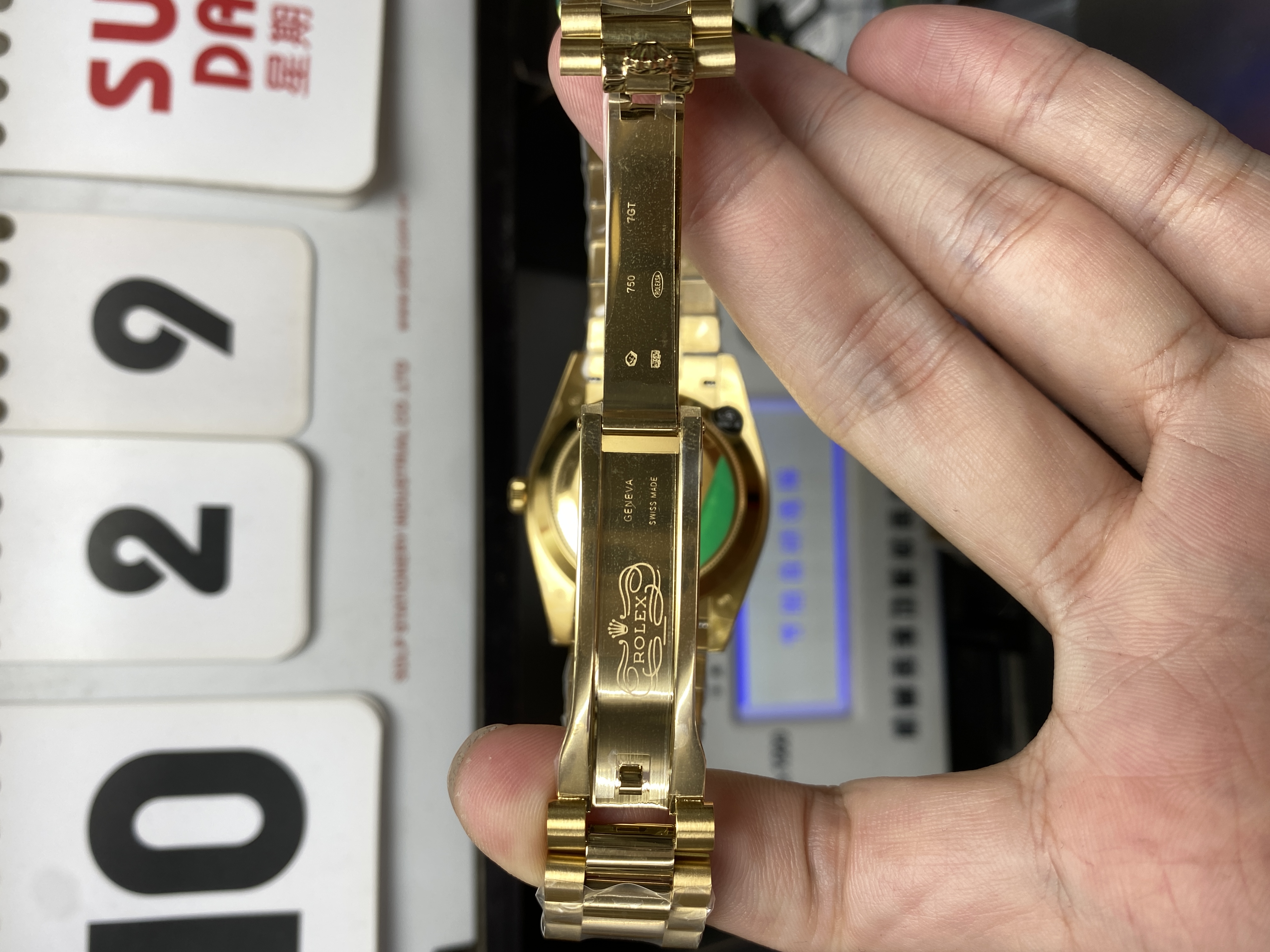 Rolex Day-Date Series Watch Model m228238-0069 40mm